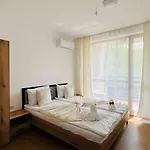 Apartament Astoria Ii 54 One Bedroom Elenite