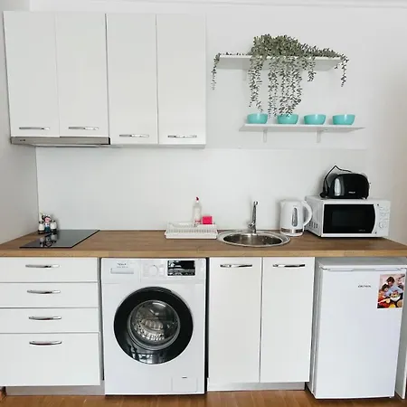 Astoria Ii 54 One Bedroom *