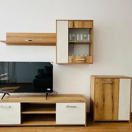 Astoria Ii 54 One Bedroom エレニテ