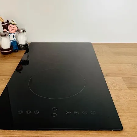 Astoria Ii 54 One Bedroom エレニテ