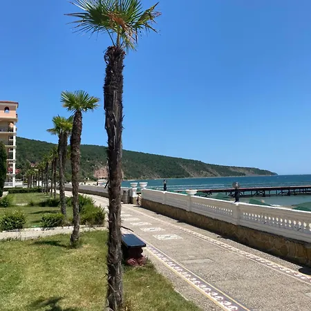 Astoria Ii 54 One Bedroom