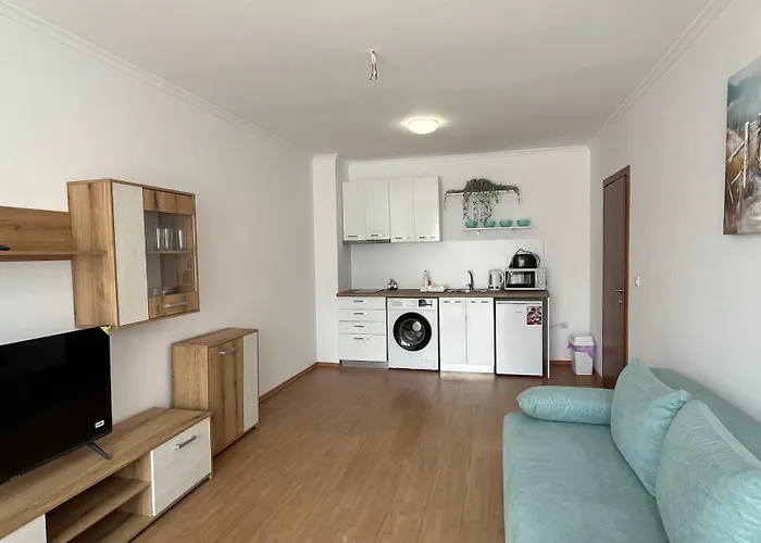 Astoria Ii 54 One Bedroom Apartment *