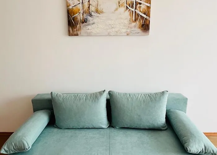 Astoria Ii 54 One Bedroom Apartment Elenite