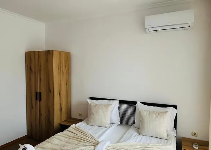 Apartment Astoria Ii 54 One Bedroom