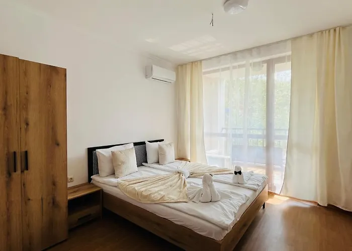 Apartment Astoria Ii 54 One Bedroom Elenite