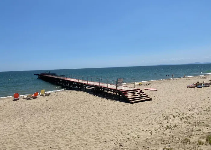 Astoria Ii 54 One Bedroom Apartment Elenite